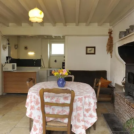 Saint-malachie Holiday home *