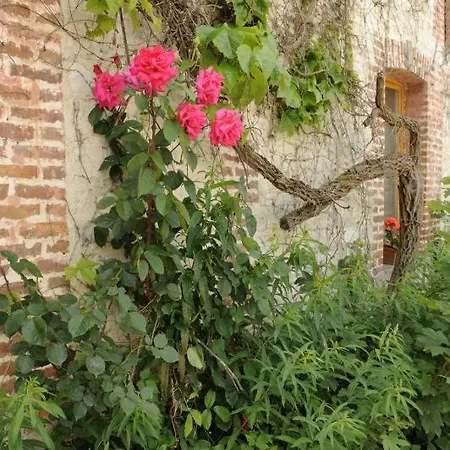Holiday home Saint-malachie Longchamp-sur-Aujon